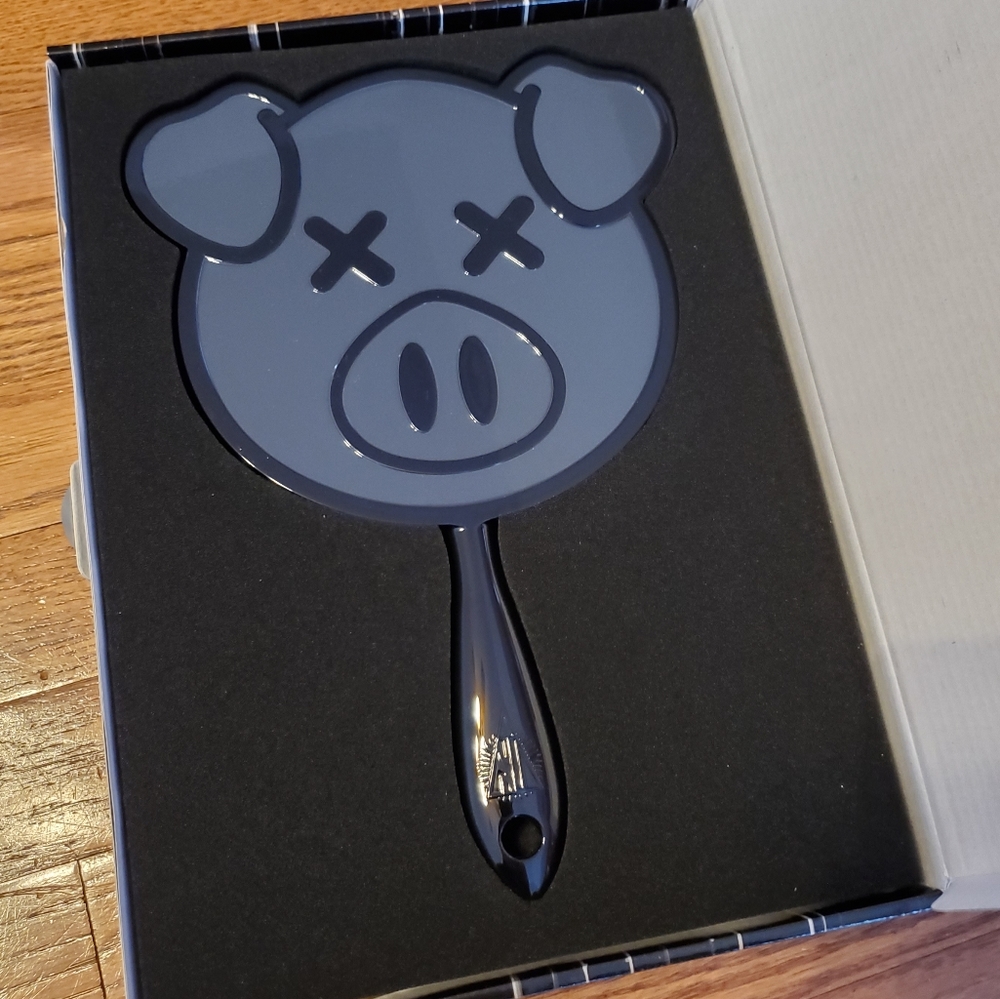 Jeffree Star X Shane Dawson Pig Mirror